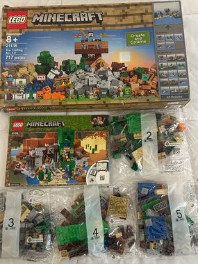 LEGO Minecraft The Crafting Box 2.0 2017 (21135) with Instructions Missing Bag 1